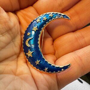 Crescent Moon Brooch – Blue Enamel Star Moon Pin Gold Tone Celestial Icon